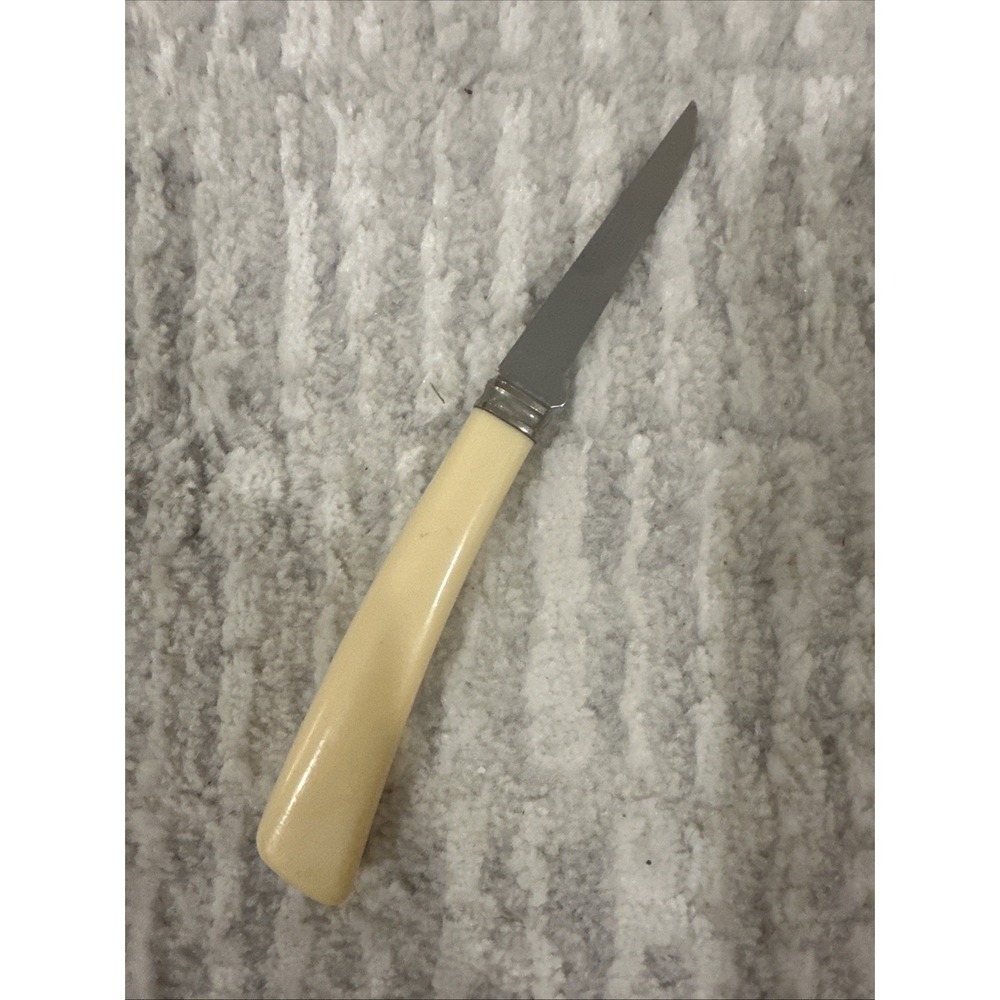 Quikut‎ Paring Knife Stainless 2 1/2" Cream Plastic Handle